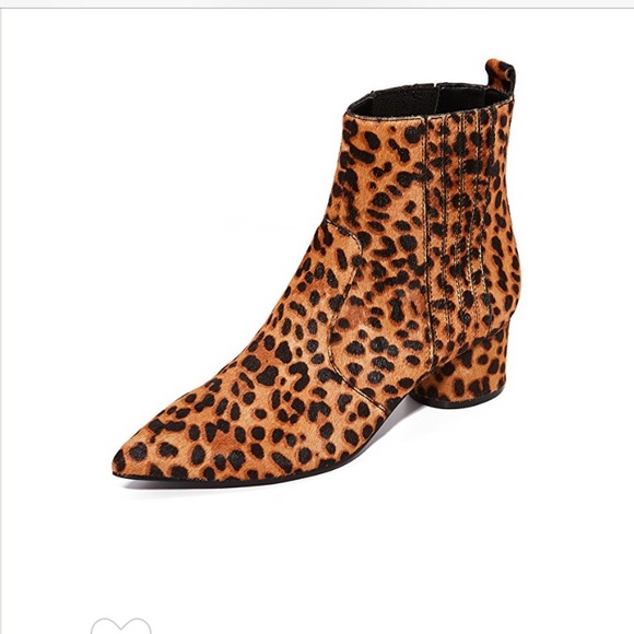 kendall and kylie leopard boots